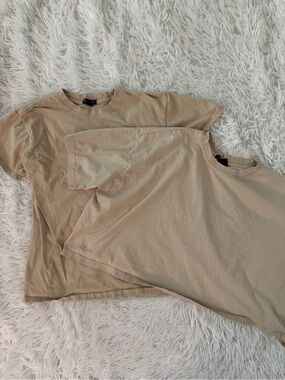 Boohoo Beige Neutral Cotton Tee Bundle Regular & Boxy Crop Size M US 6